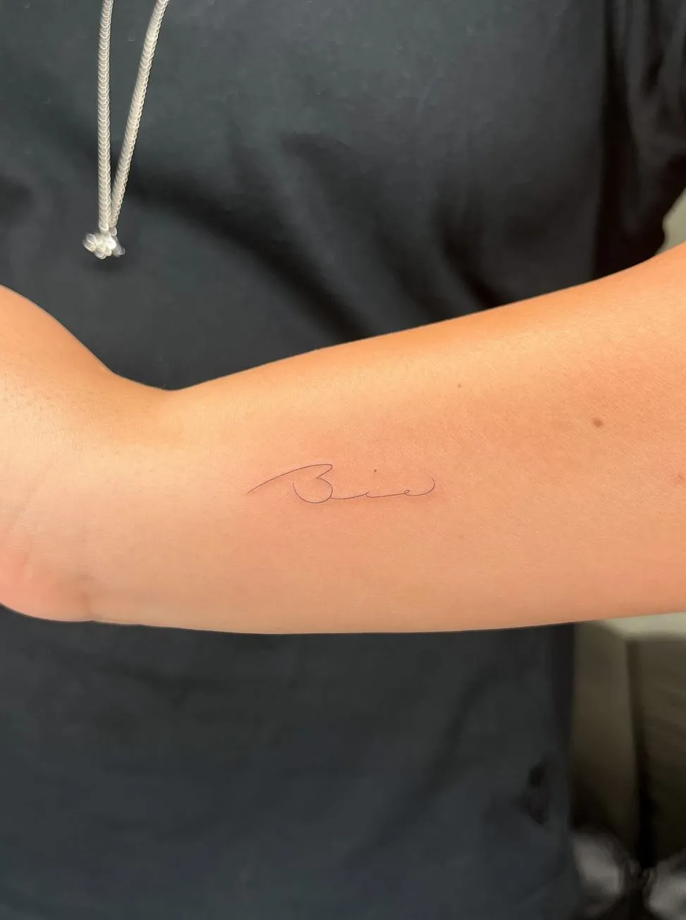 USCIS693 | Where’s the Least Painful Place to Get a Fine Line Tattoo? Low-Pain Areas Healing Expectations